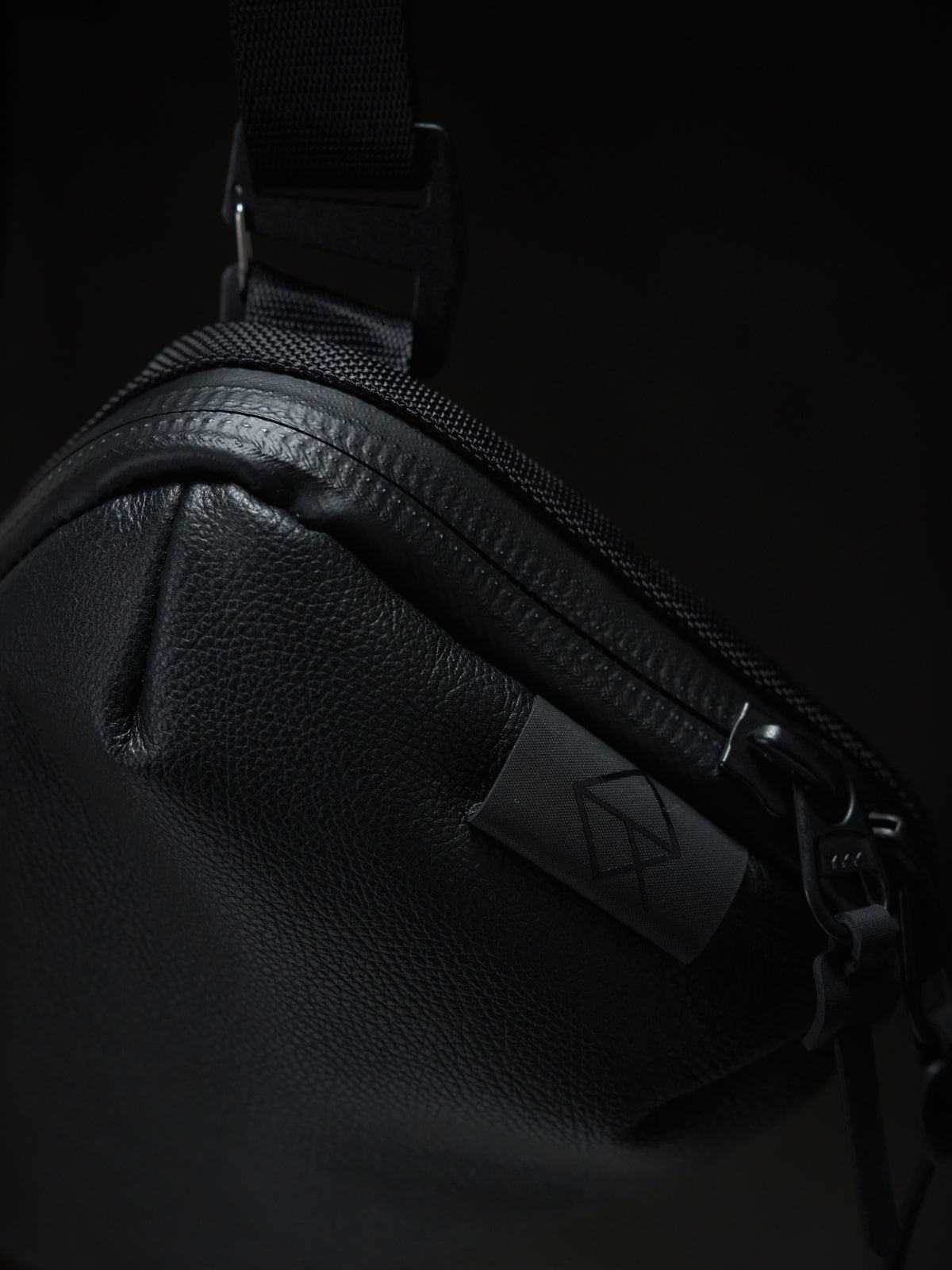 【予約販売/数量限定】SLING PACK V2 / JAPAN LIMITED EDITION
