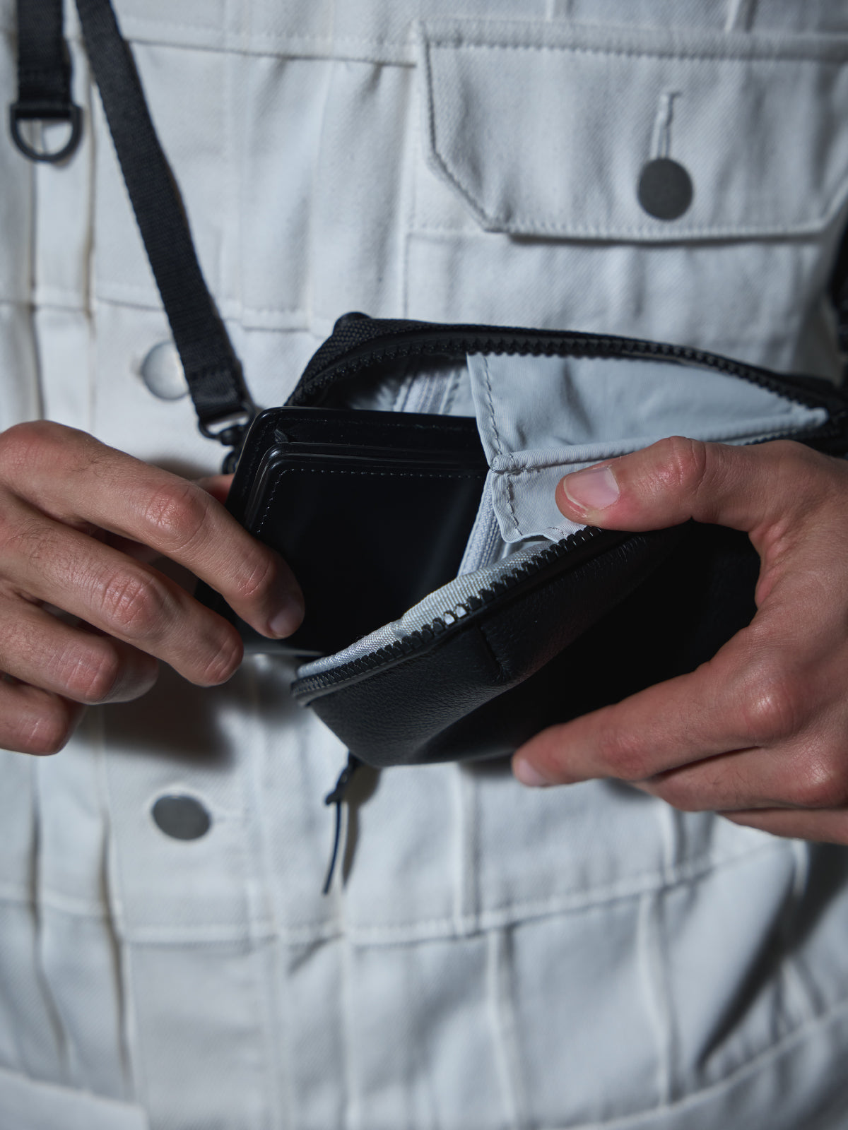 【予約販売/数量限定】4WAY VERTICAL SLING / LEATHER JAPAN LIMITED EDITION