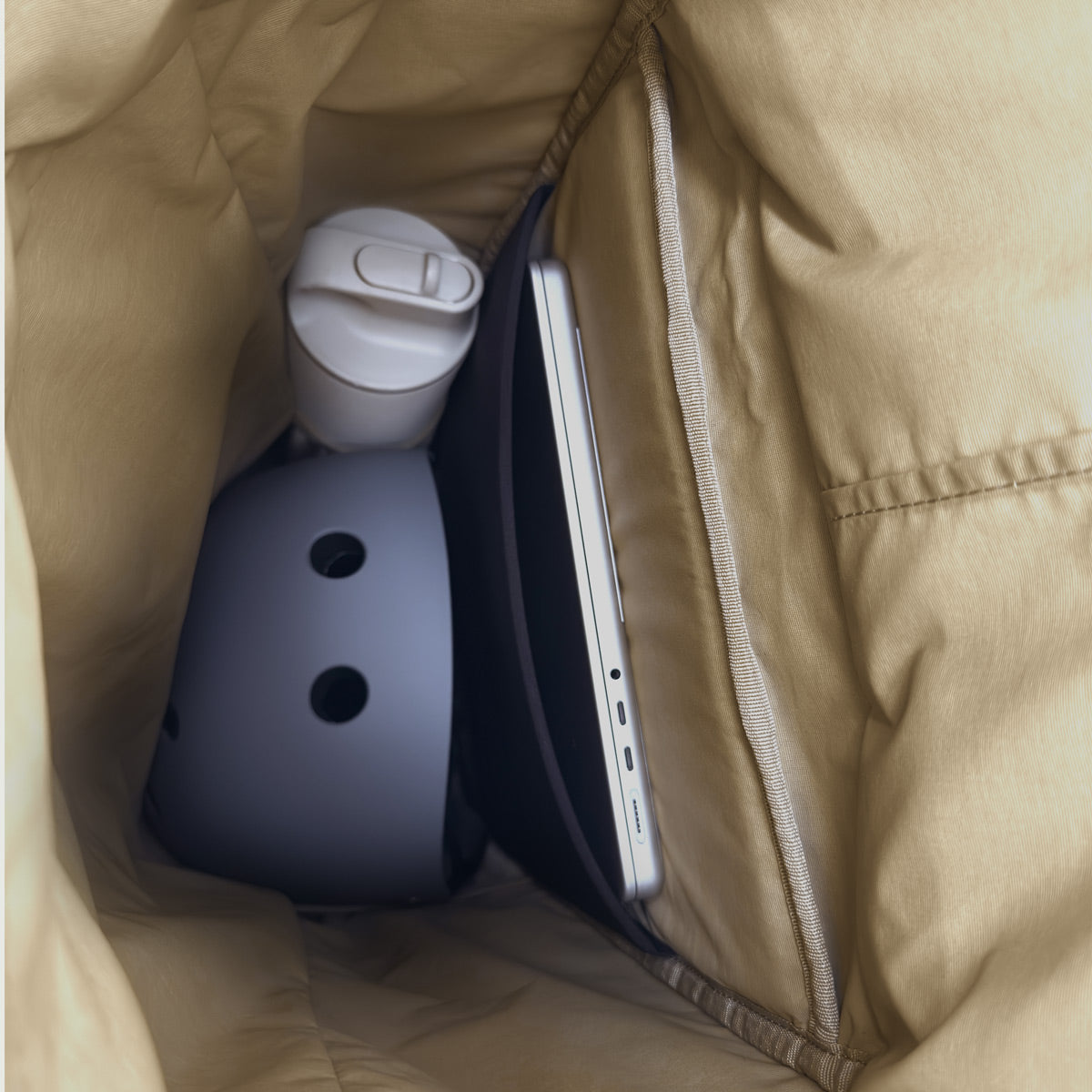 GARRETT / 21L Backpack Crinkle Nylon