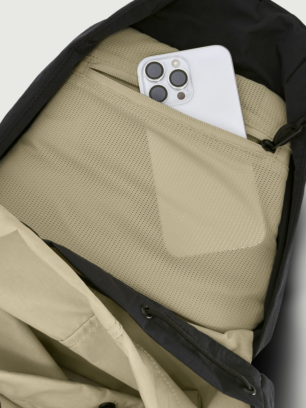 GARRETT / 21L Backpack Crinkle Nylon