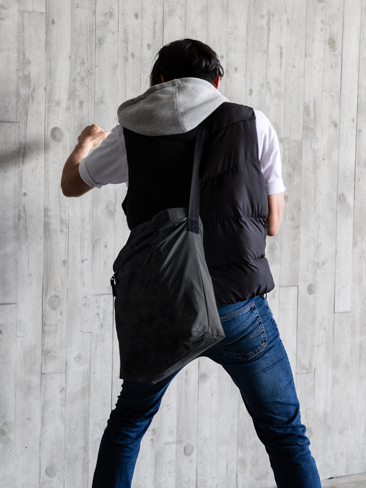 CLIFTON / Ultralight Crossbody Bag
