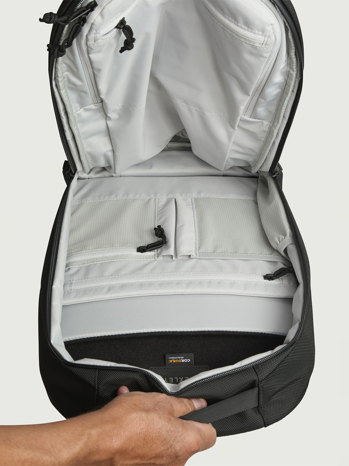 SHAG / 17L Slim Pack 1680D Cordura® Ballistic