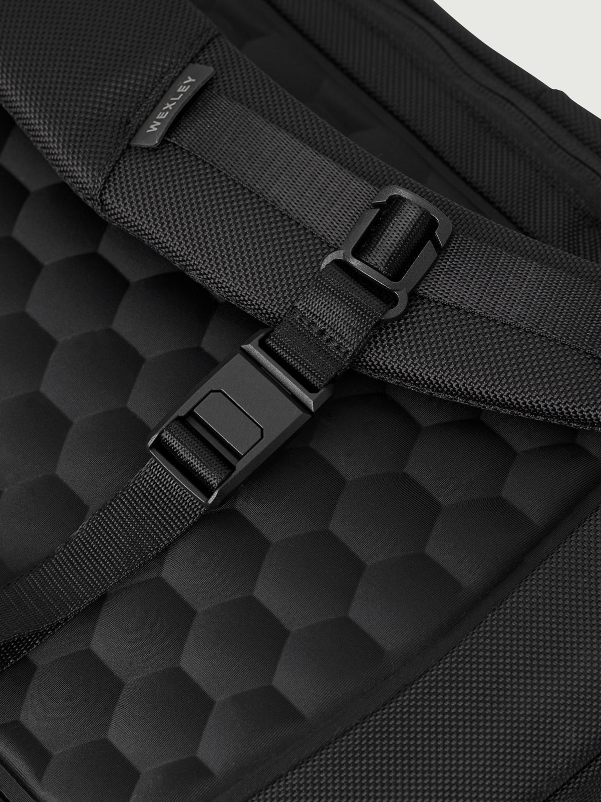 STEM V2 / 20L Daypack 1680D Cordura® Ballistic