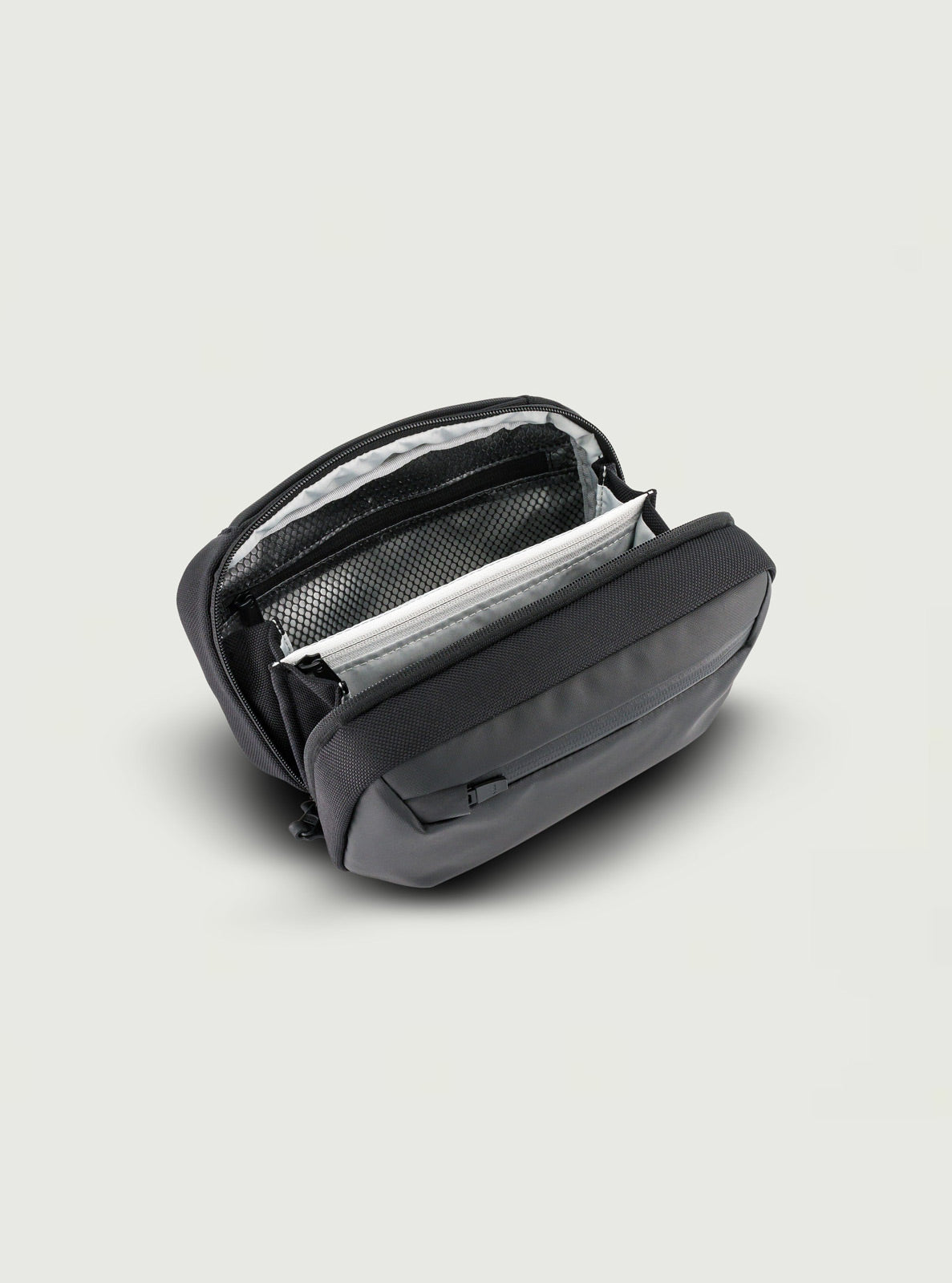 ARNIE / TOILETRY BAG