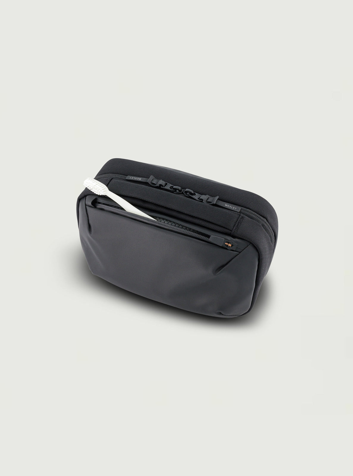 ARNIE / TOILETRY BAG