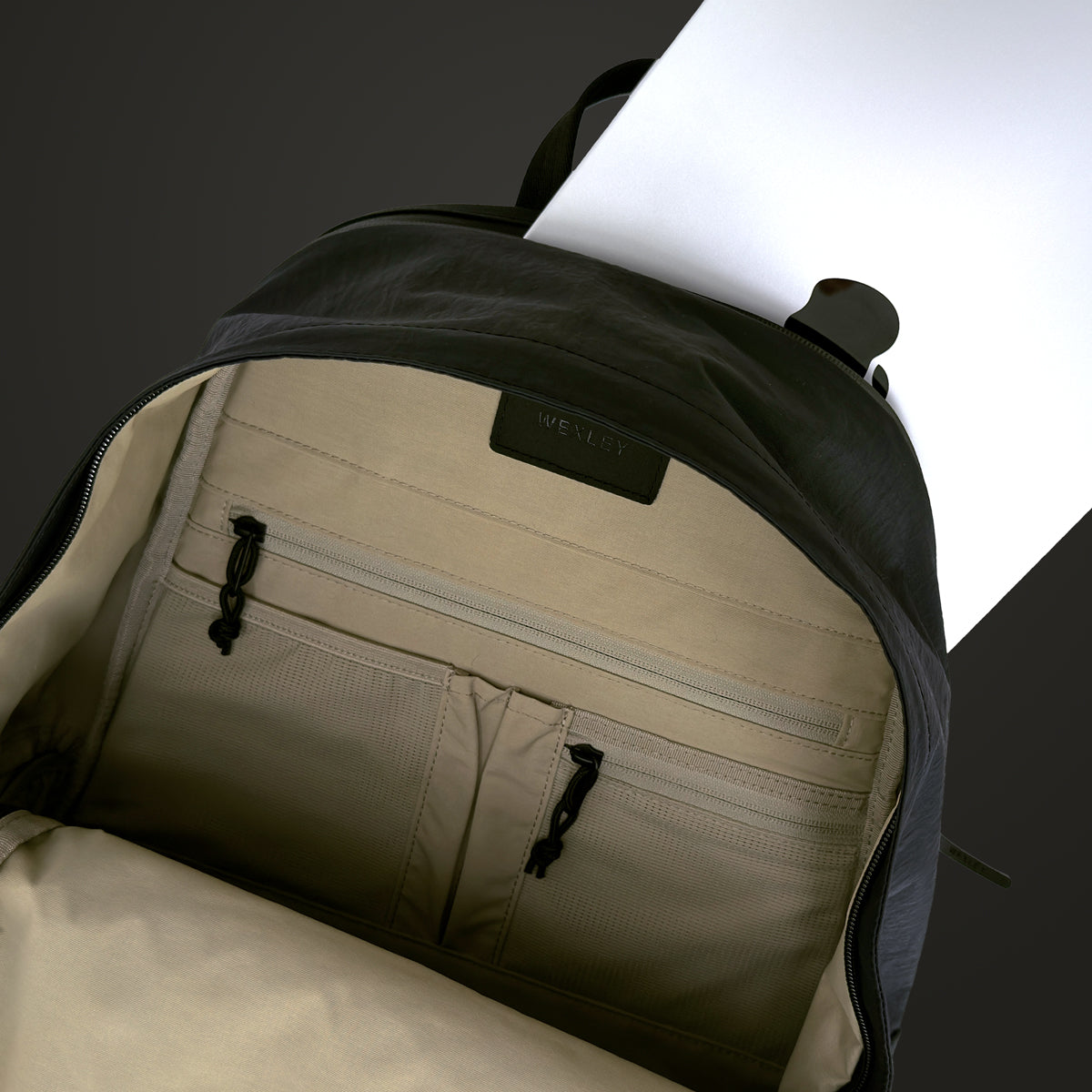 CLASSIC / 23L  Daypack Crinkle Nylon