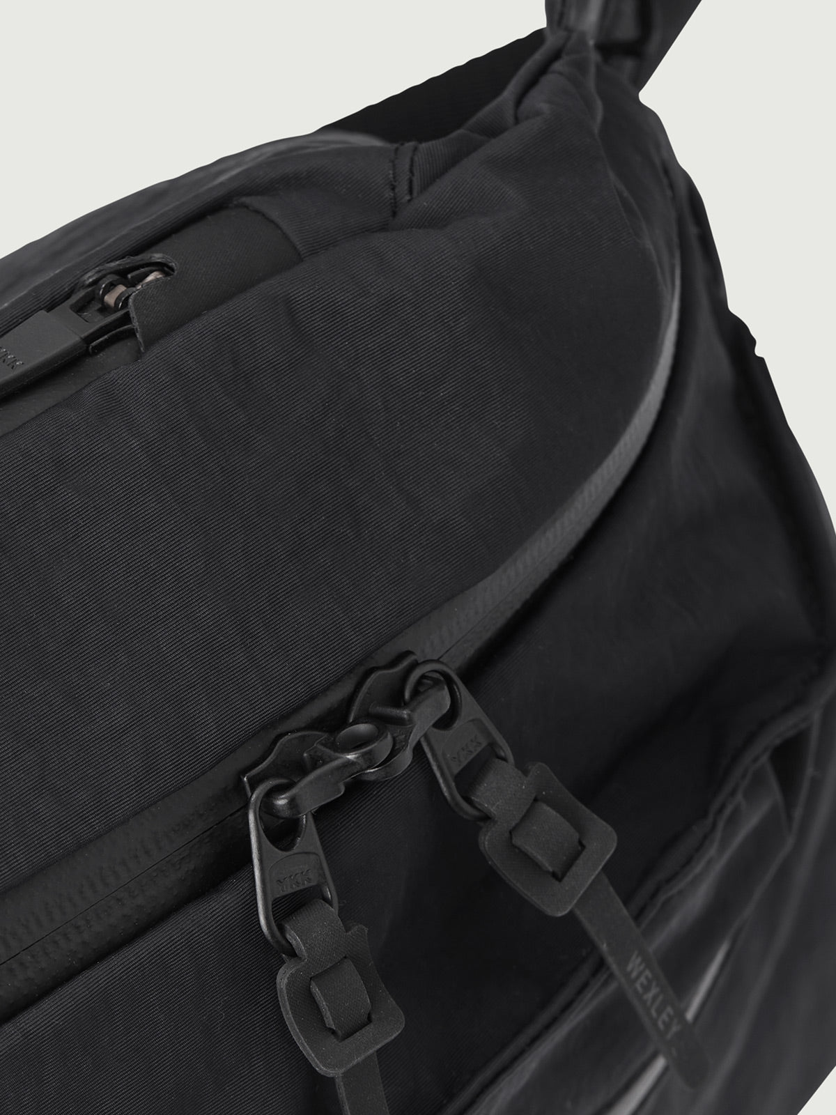 DOUGLAS / 15L Shoulder bag Crinkle Nylon