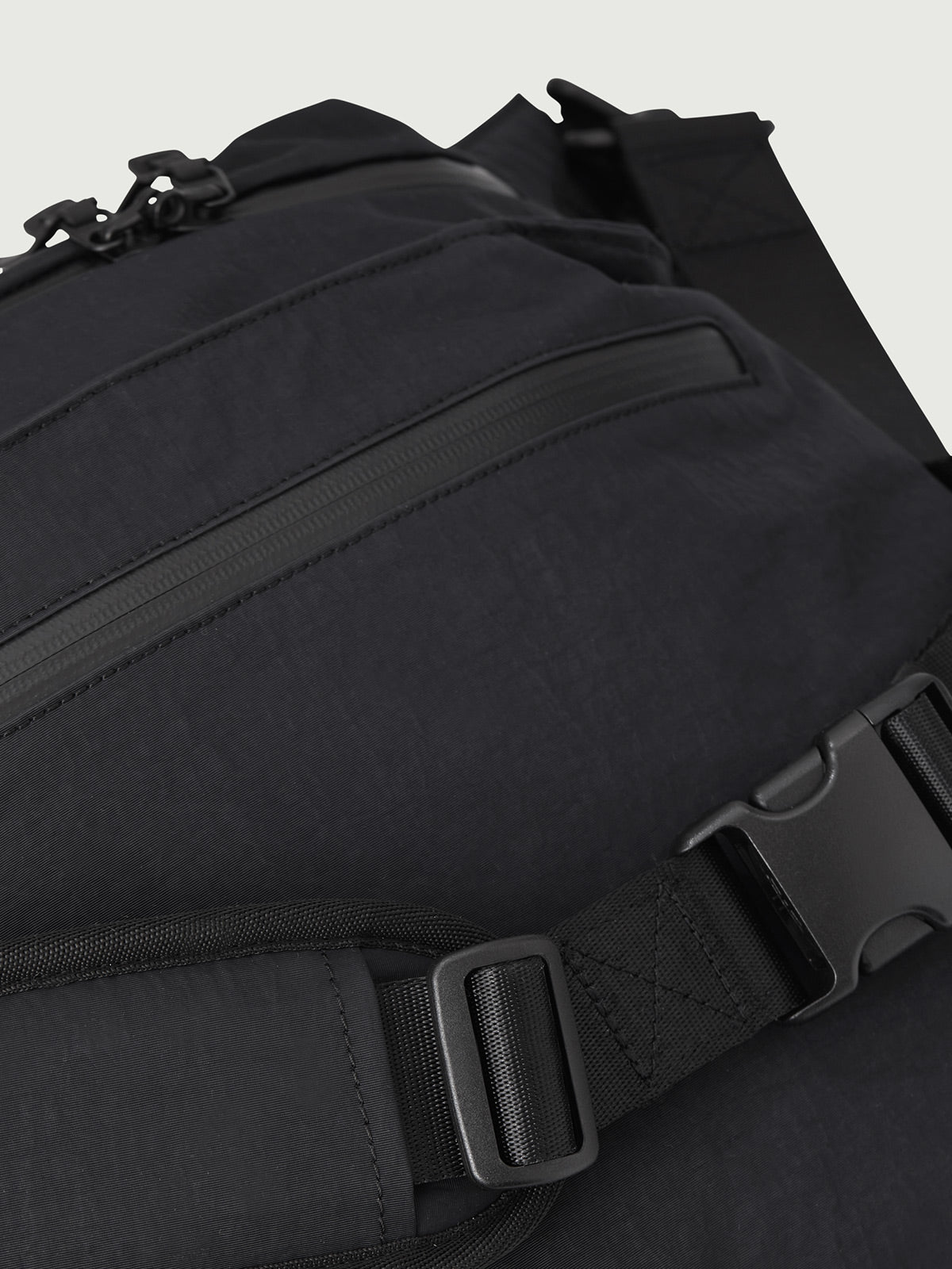 DOUGLAS / 15L Shoulder bag Crinkle Nylon