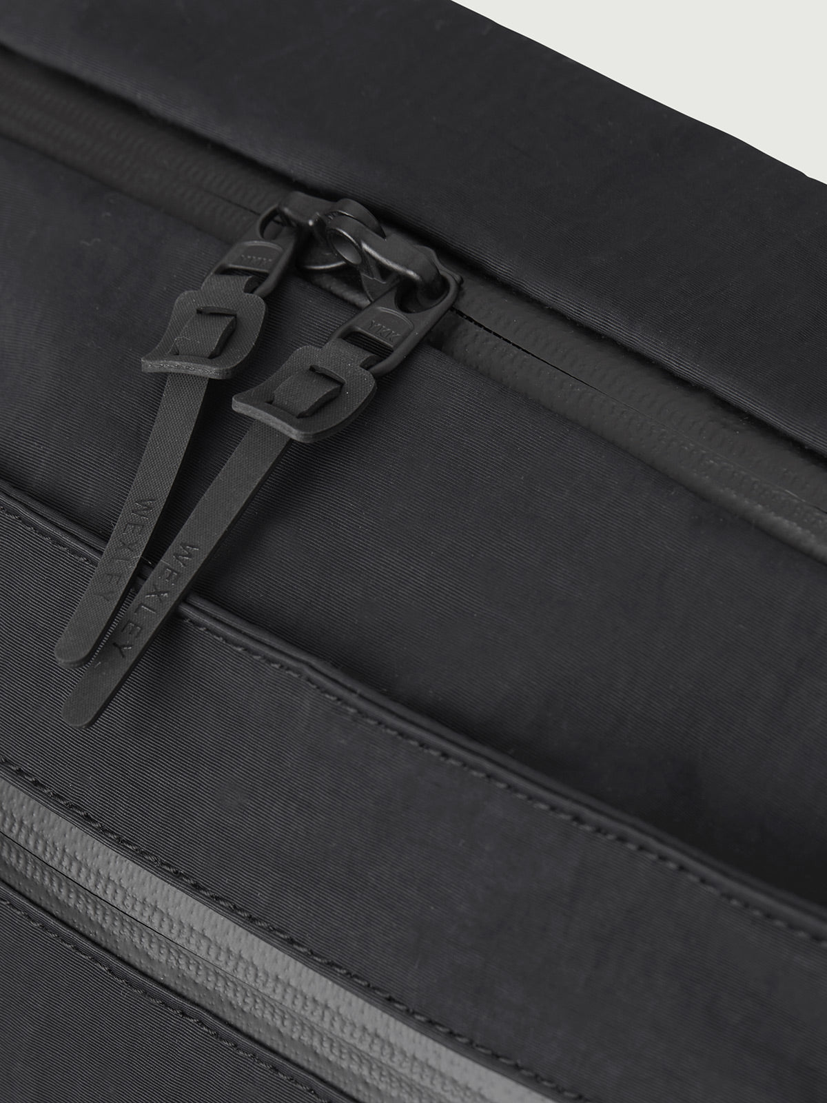 DOUGLAS / 15L Shoulder bag Crinkle Nylon