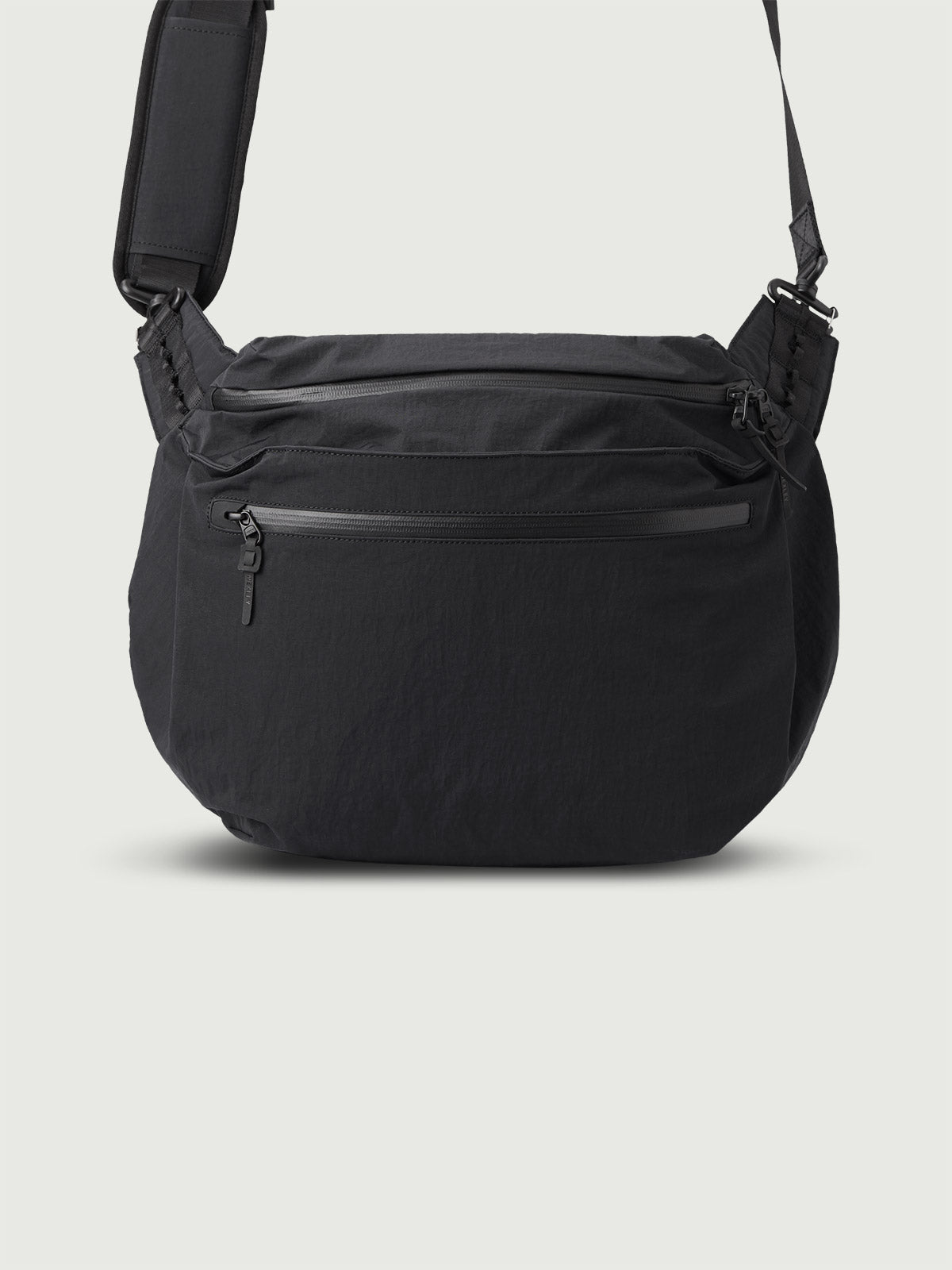 DOUGLAS / 15L Shoulder bag Crinkle Nylon