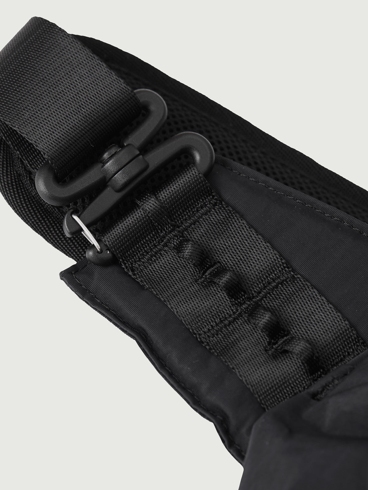 DOUGLAS / 15L Shoulder bag Crinkle Nylon