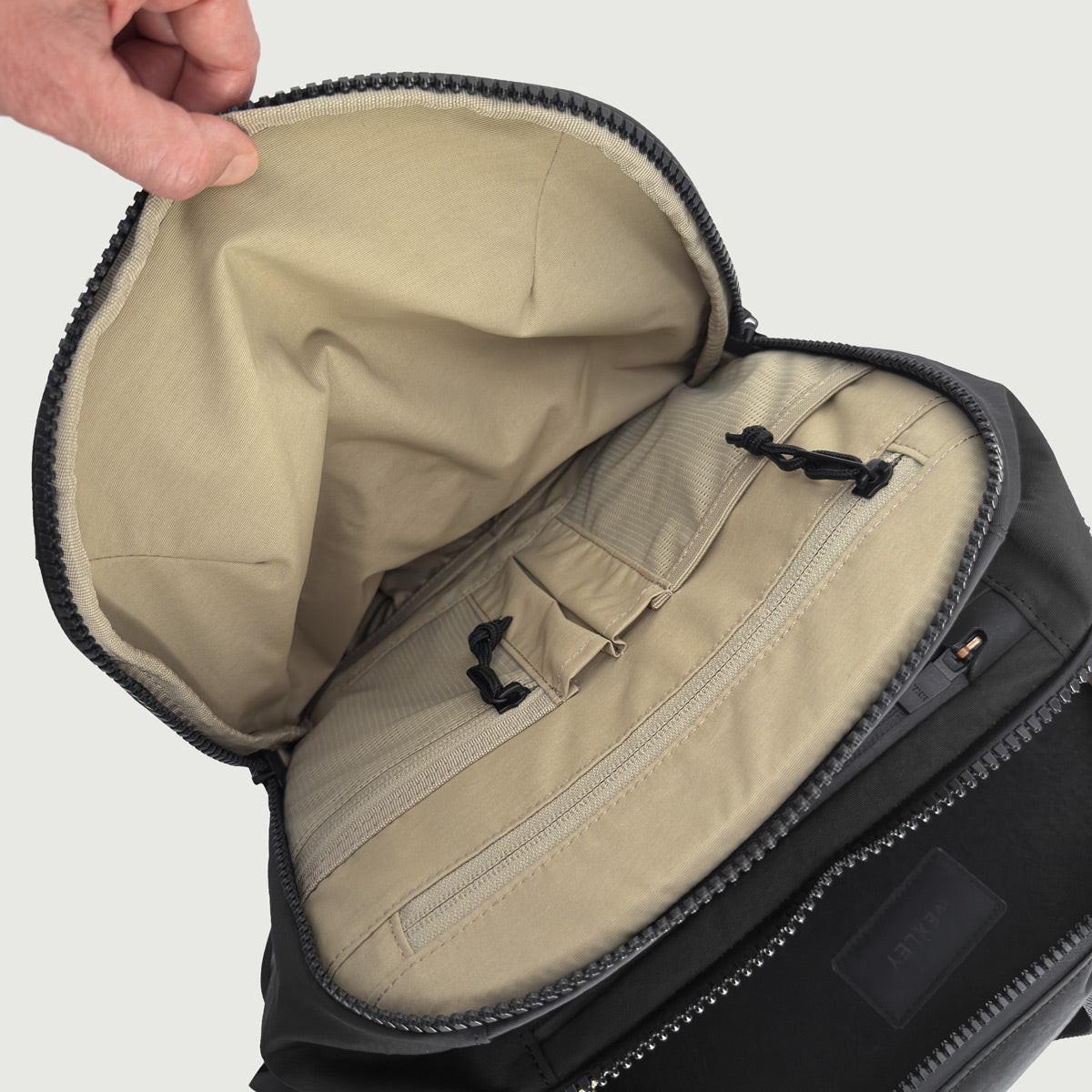 HAROLD / 20L Backpack Crinkle Nylon