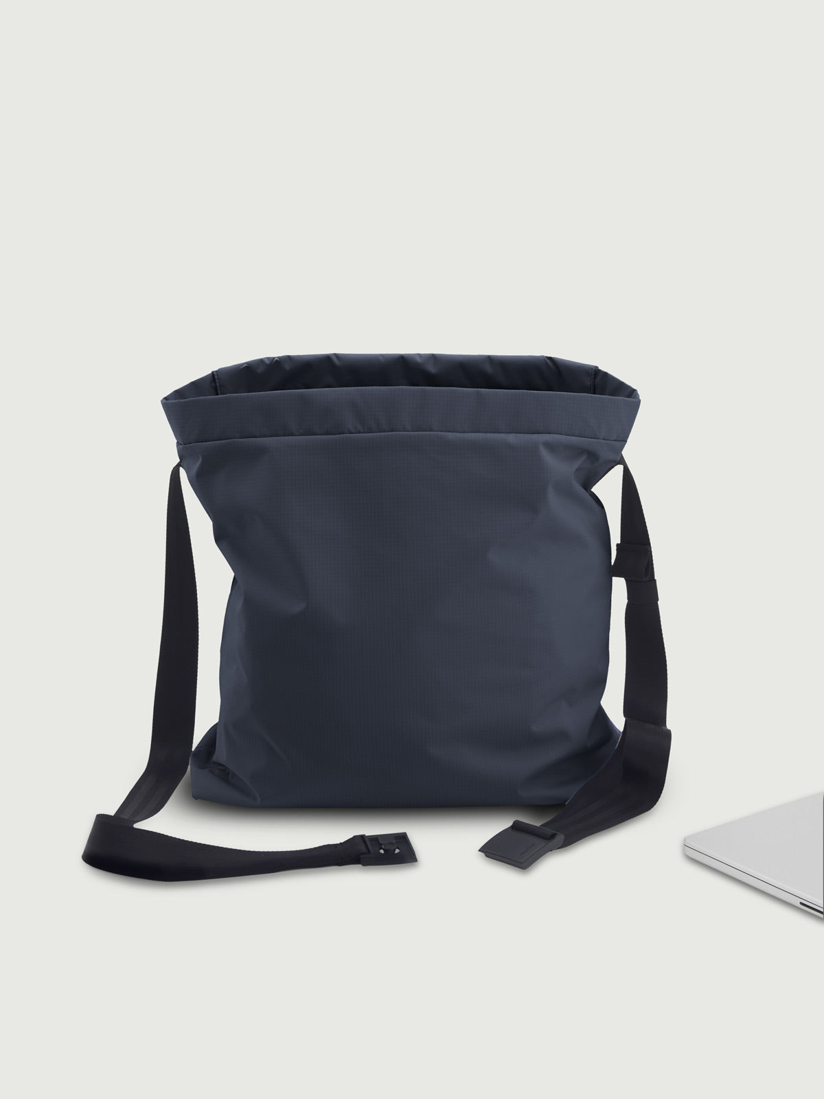 CLIFTON / Ultralight Crossbody Bag