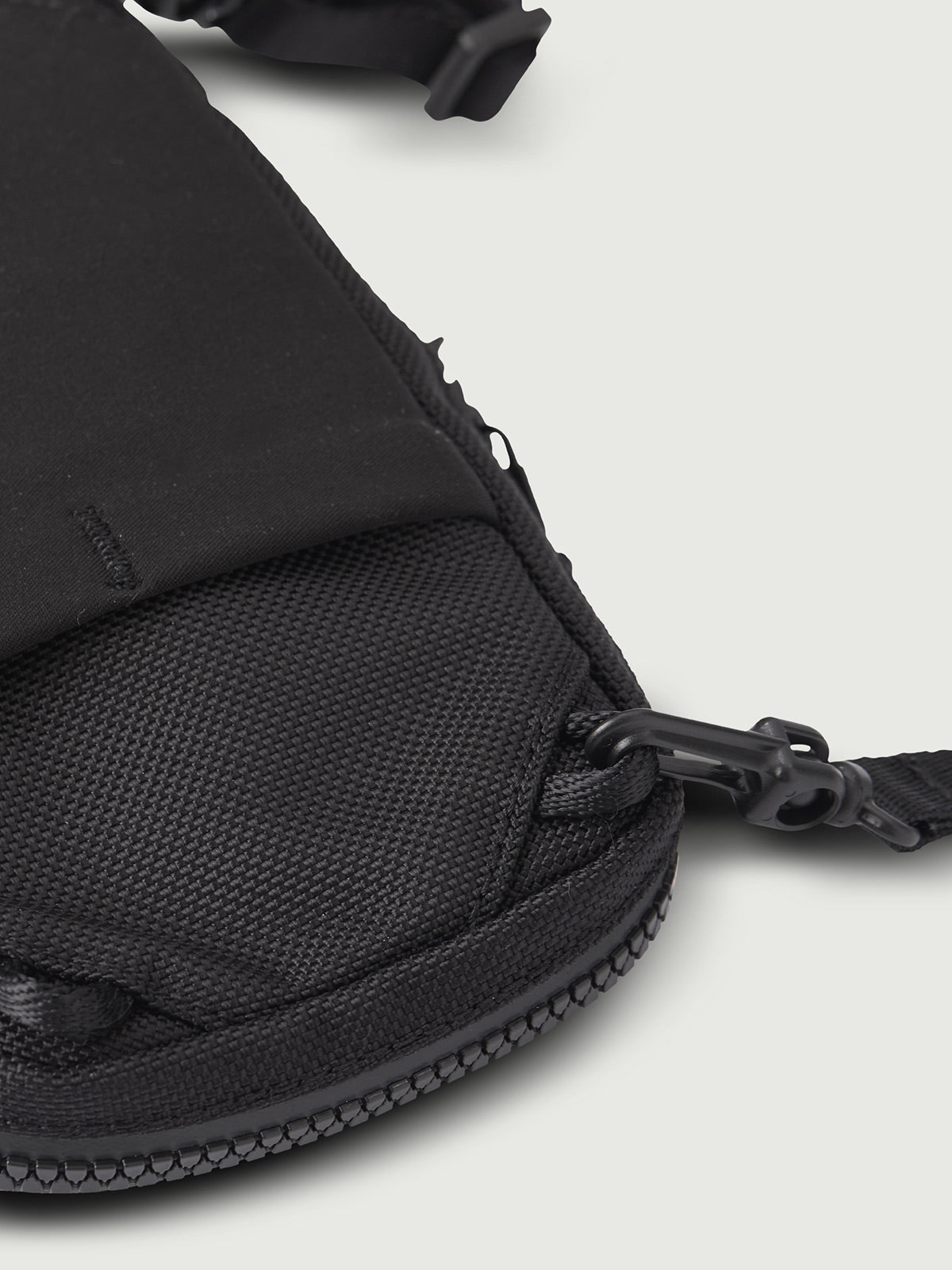 【予約販売/数量限定】4WAY VERTICAL SLING / LEATHER JAPAN LIMITED EDITION