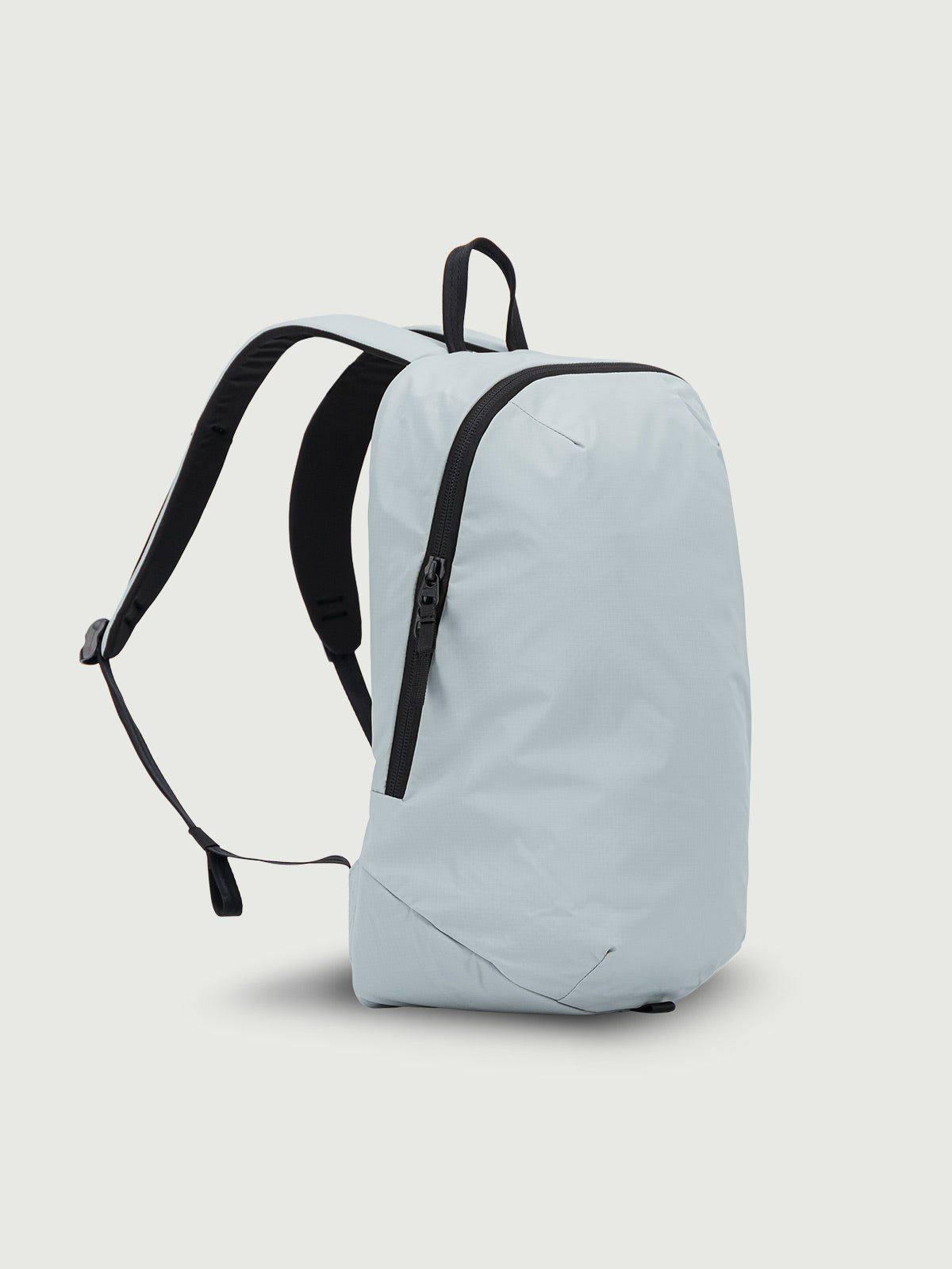 STEM / 20L Ultralight Recycled Daypack